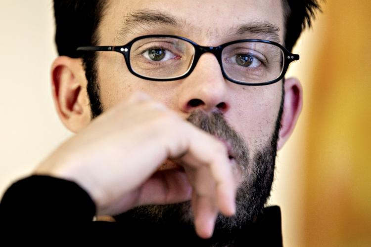 Afhopper. Daniel Domscheit-Berg mener WikiLeaks vil for meget på en gang. 