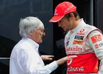 Optimist. Formel 1-bossen Bernie Ecclestone (t.v.) ser lyst på mulighederne for stjerner som Jenson Button. 