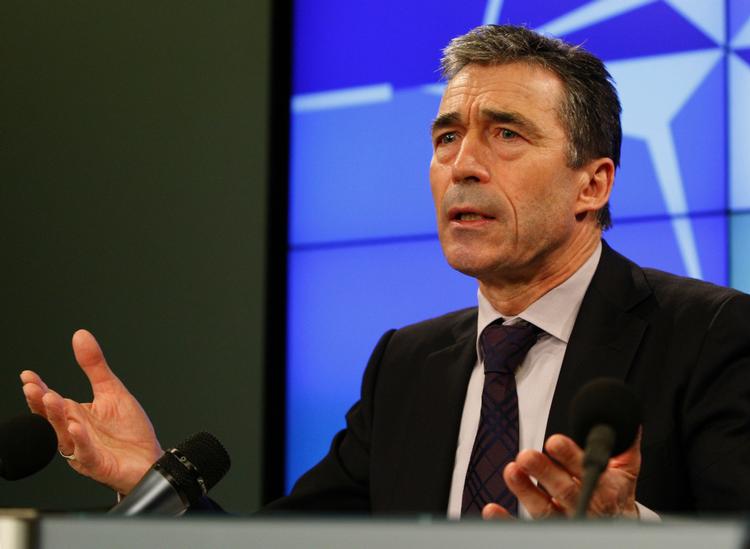 CHOKERET. Anders Fogh Rasmussen fordømmer Moamar Gaddafis angreb på demonstranterne i Libyen. 