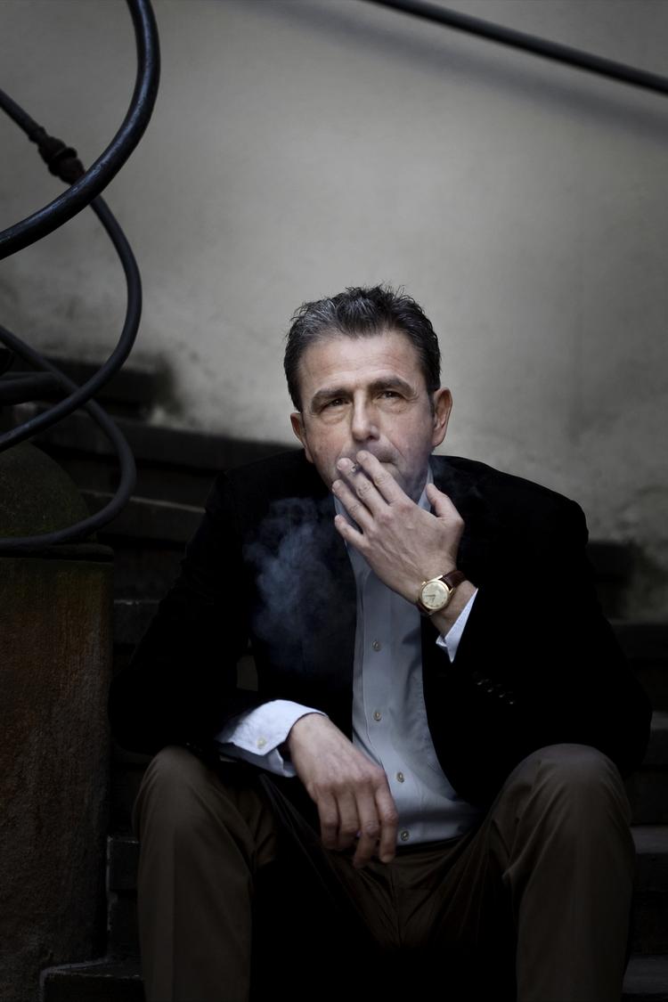 Psycho. Politikens Bo Tao Michaëlis har engang Jens Christian Grøndahl med Hitchcocks Norman Bates. 