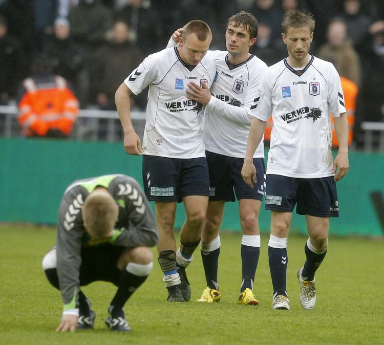 nederlag. AGF tabte i sidste spillerunde 0-3 til OB - og så var det farvel til Superligaen. 