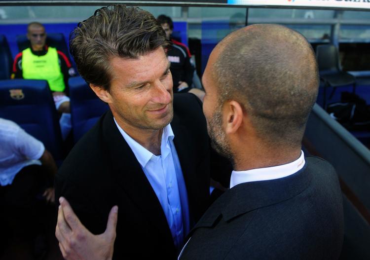 venner. Det er et opgør med to tidligere holdkammerater, Michael Laudrup og Pep Guardiola, på hver sin trænerbænk, når Real Mallorca og FC Barcelona mødes i morgen. 