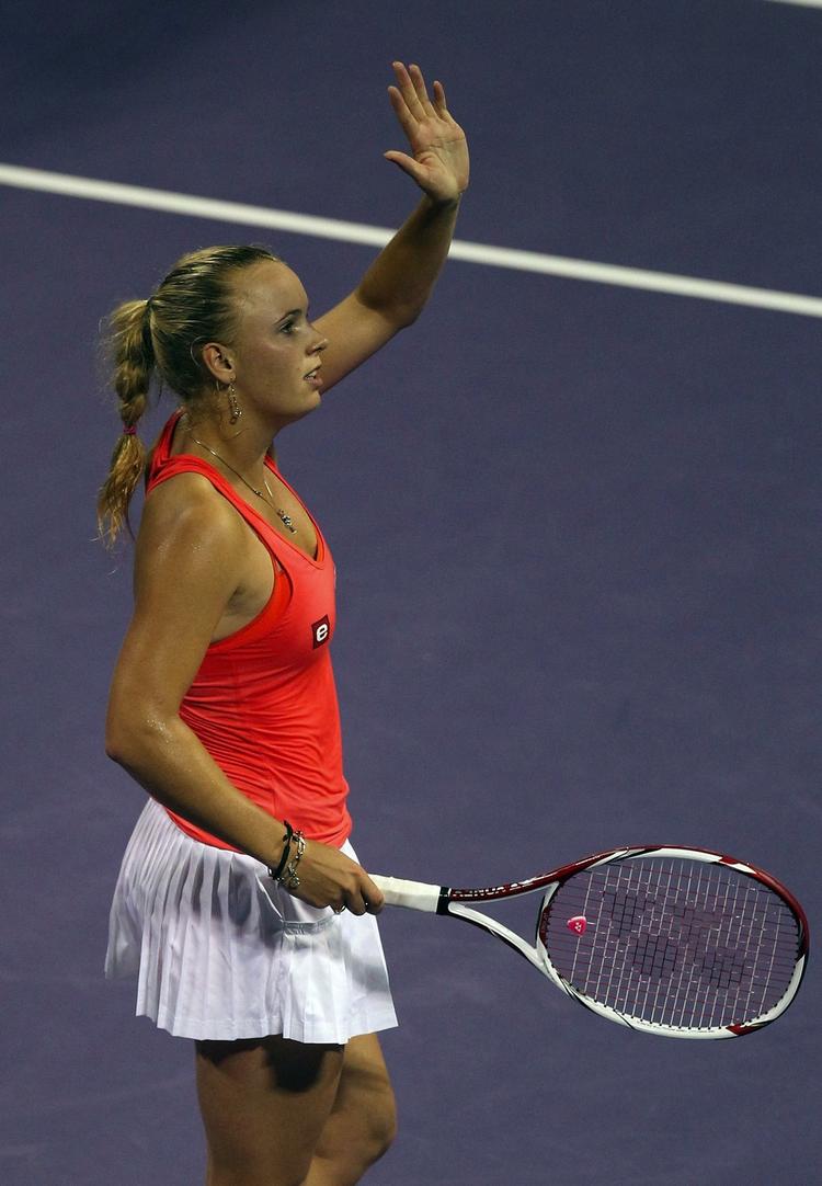 autoritet. Caroline Wozniacki vandt klart i semifinalen mod Marion Bartoli fra Frankrig, som ellers spillede en fornuftig kamp. 