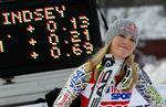marginaler. Lindsey Vonn foran resultattavlen, der dokumenterer hendes sejr i dag. 