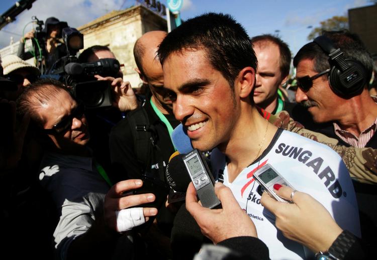 tilfreds. De første opgaver for Bjarne Riis har tilfredsstillet Alberto Contadors høje forventninger. 