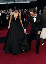 Matthew McConaughey med sin kæreste, modellen Camila Alves 