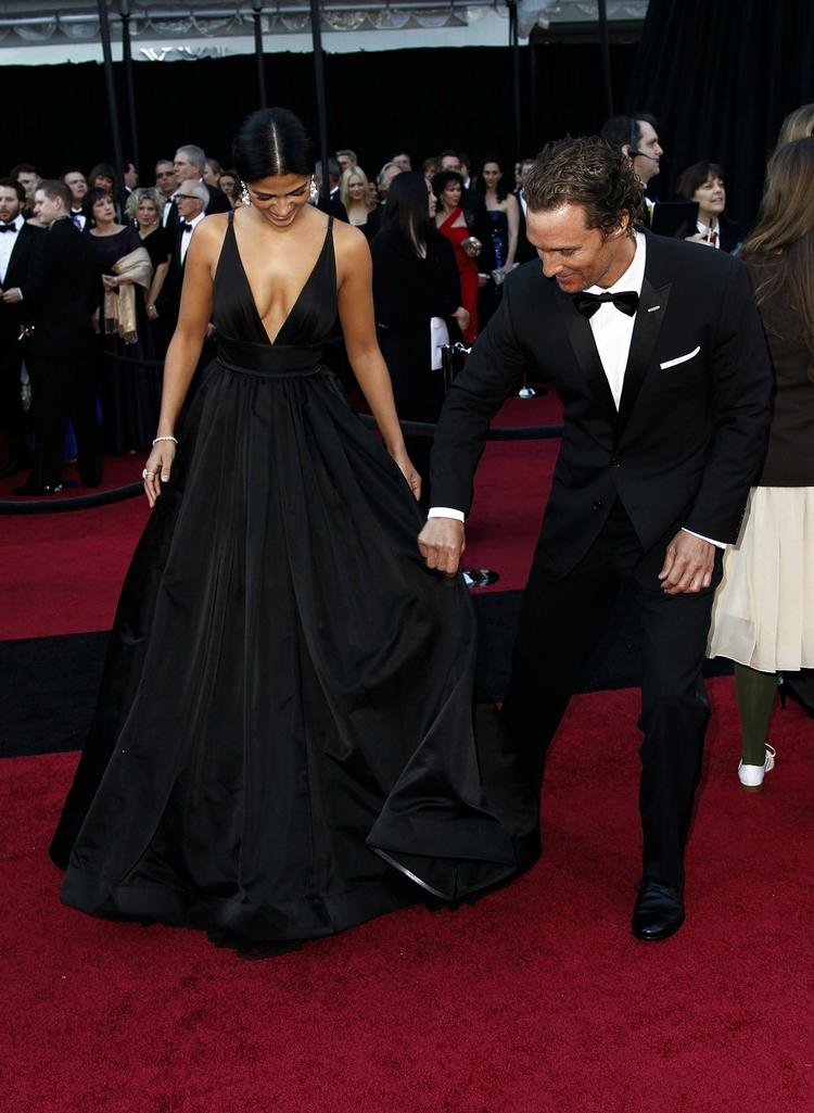Matthew McConaughey med sin kæreste, modellen Camila Alves 