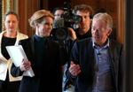 Overtalelsesbesvær. Det kan godt være, at Helle Thorning-Schmidt og Villy Søvndal og deres politiske ordførere har sagt det modsatte igen og igen, men seks ud af ti vælgere tror alligevel, at en ny rød regering vil hæve boligskatterne. 