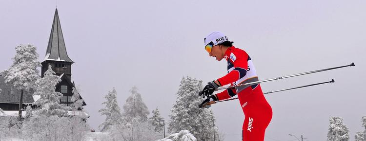 spurt-drama. Marit Bjørgen var bagefter polske Justyna Kowalczyk ude på 10 kilometer-ruten, men nordmanden slog til i spurten. 