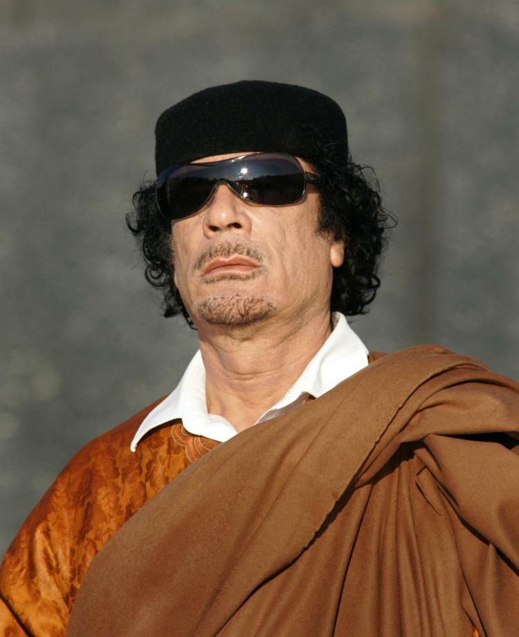 Ventetid. Først et par uger efter oprøret mod Libyens leder, Moamar Gaddafi, melder Rusland sig i koret, som kræver hans afgang. 