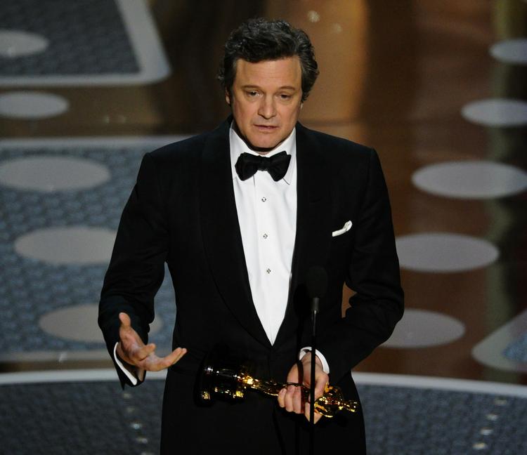 Kongetale. Colin Firth stammede ikke, da han takkede for prisen som bedste mandlige skuespiller ved Oscarfesten. 