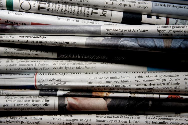 Læsernedgang. Det gode ved Gallups nye tal er, at der bliver sparet lidt på papiret. Men det har de danske mediehuse nok svært ved at glæde sig så meget over. 