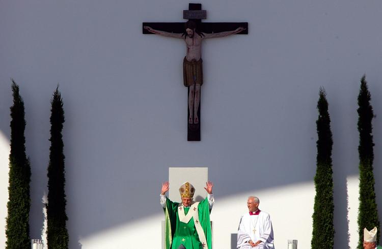 Pave Benedikt XVI frifinder jøderne for drabet på Jesus. 