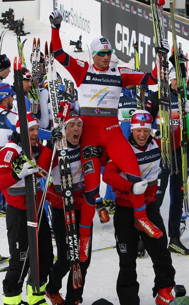 spurtkongen. Ingen kunne følge Petter Northug til sidst, og så vandt Norge endnu en VM-guldmedalje. 