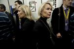 Exit. Lene Espersen (K) er det seneste markante eksempel på, at kvinders magt i politik er vigende. Da hun trådte tilbage som K-formand, mistede hun nemlig samtidig sit sæde i regeringens magtfulde koordinationsudvalg. 