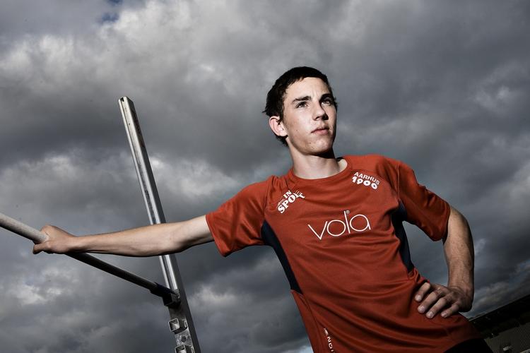tangering. Der er overraskende plads i EM-finalen til den danske unge danske højdespringer Janick Klausen. 