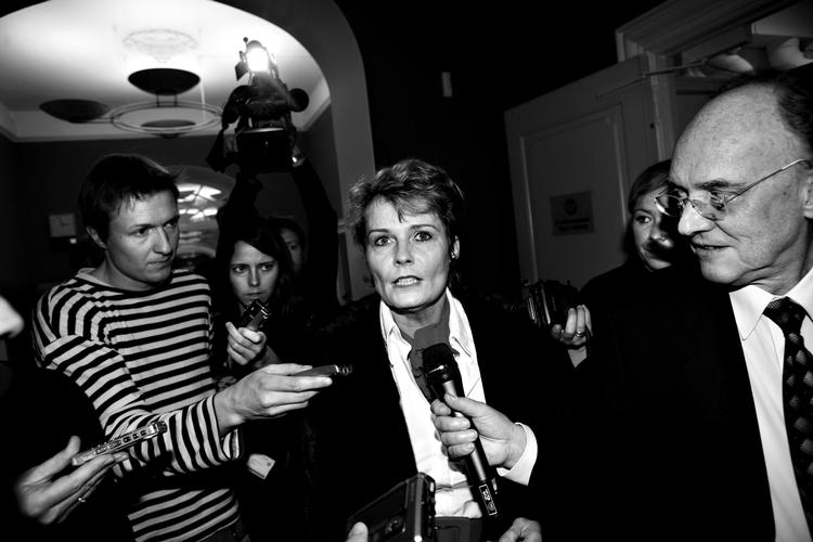 Flirt? Her er hovedpersonen i 2007, da hun havde meldt sig ud af den konservative folketingsgruppe og var blev løsgænger. Nu siger rygterne, at hun er på vej tilbage. 