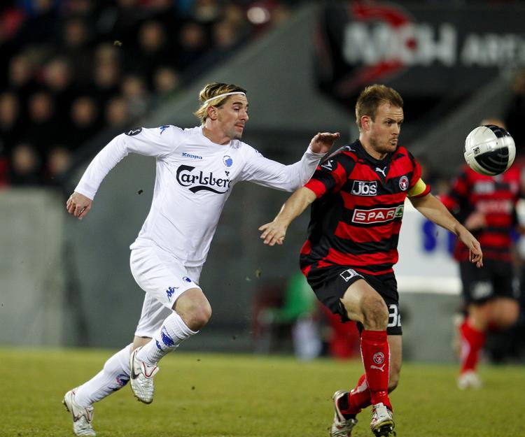 duel. Kristian Bak Nielsen var et skridt foran Cesar Santin i Herning. 
