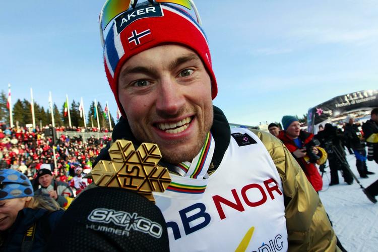 Skikongen. Petter Northug lukkede VM i Oslo ved at vinde 50 km-løbet søndag eftermiddag. 