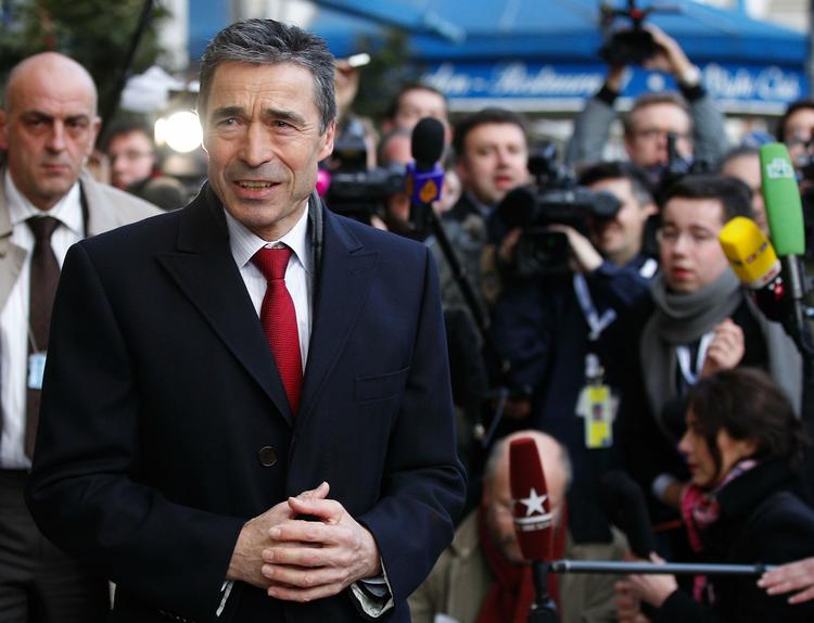 Pirattrussel. Sagen med en kidnappet dansk familie viser, hvilken udfordring vi står over for, mener Natochef Anders Fogh Rasmussen. 
