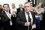 Lummer? Jens Rohde har lagt en video ud på Facebook, hvor kvinder på åben gade får tøjet hevet af. Socialdemokraterne vil nu vide, hvad statsministeren synes om sådan en adfærd. 