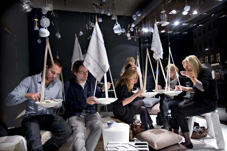 Pop-up restauranten I'm A Kombo har tidligere serveret gourmat i Illum Bolighus' udstillingsvindue. I denne uge foregår madløjerne online. 