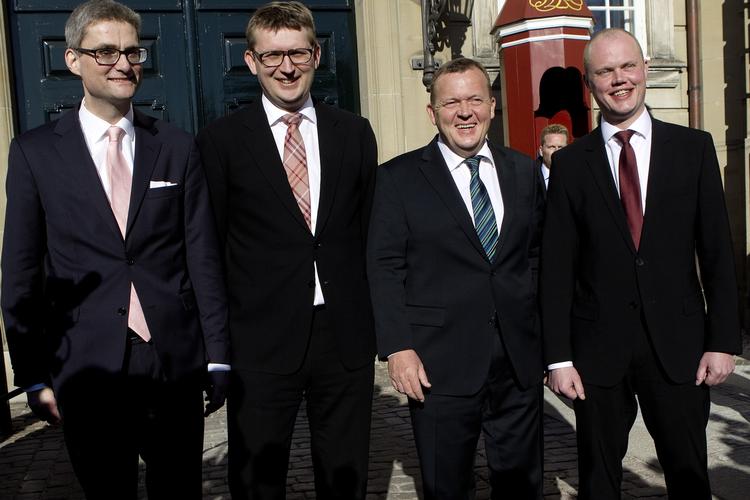 Forfremmelser. Lars Løkke Rasmussen præsenterede i dag sine nye ministre på Amalienborg Slotsplads. 