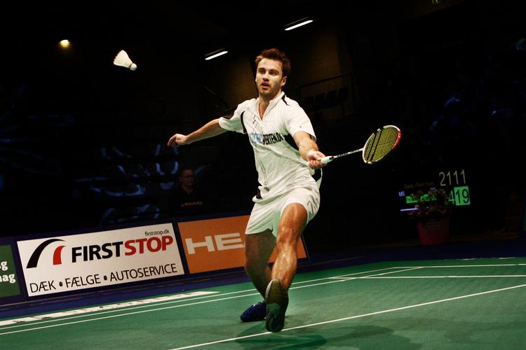 ude. Joachim Persson fik ikke den tilbagekomst til badminton, som han havde håbet på efter en operation i det ene knæ. 