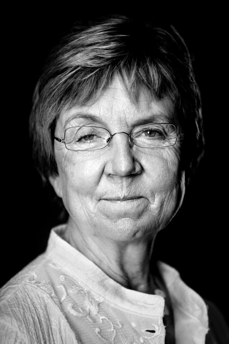 Marianne Jelved (R) mener, at integrationsminister Søren Pind (V) er ude i det modsatte af en frihedskamp, når han snakker om at assimiliere frem for at integrere. 