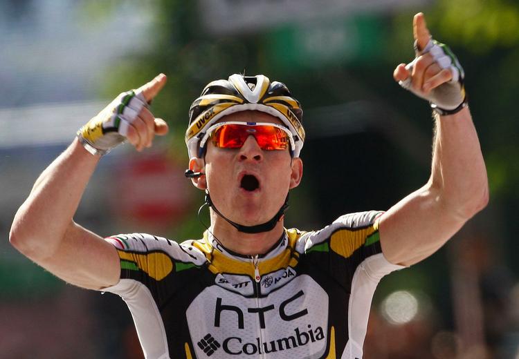 spurtkonge. Andre Greipel fra Tyskland var sidste sæsons store vinder på landevejene. Men et grimt styrt kan ødelægge hans forberedelser til sæsonen. 