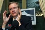 Sex-sag. Wikileaks-stifteren Julian Assange kalder Sverige for »feminismens Saudi Arabien«. Han er anklaget for seksuelle overgreb på to svenske kvinder. 
