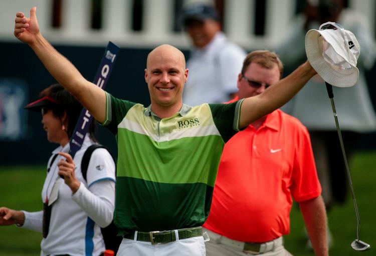 langsom. Det tager sin tid, når Ben Crane spiller golf, men i oktober gik det lidt hurtigere, da han brugte færre slag end nogen anden i en turnering i Malaysia. 