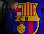 engageret. Arsenal-træner Arsene Wenger vil ikke finde sig i at blive tiltalt for at have bedt dommeren om forklaring på udvisningen af angriber Robin Van Persie i kampen mod Barcelona. 