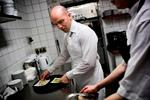 Michelin. »Jeg forstår godt, at der er folk, som står af ræset og ikke orker at være afhængige af stjernerne«, siger Sammy Shafi. 