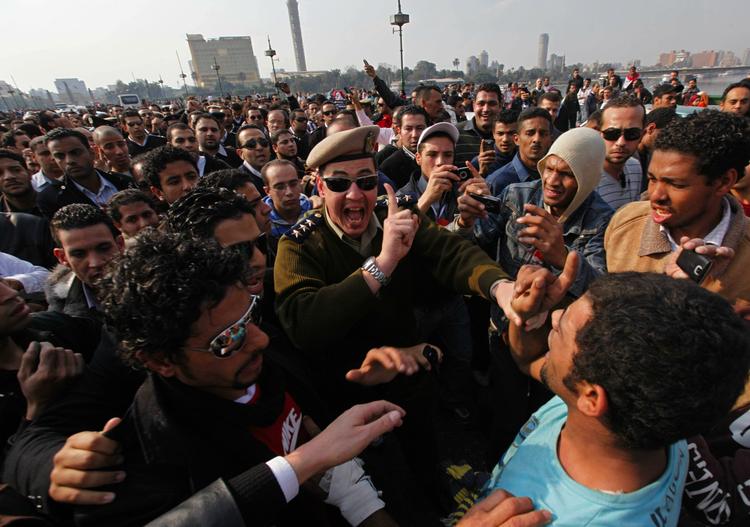 Broderskab. Det er en illusion, når iagttagere mener, at Det Muslimske Broderskab er ved at vinde fodfæste efter oprøret i Ægypten. 