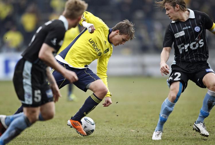 oplægger. Brøndbys 1-0-mål blev til på en aflevering fra Nicolaj Agger, der sidste sæson var udlejet til netop SønderjyskE. 