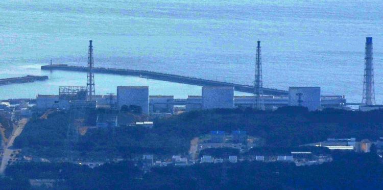 FARE. Der arbejdes på højtryk for at nedkøle det japanske atomkraftværk Fukushima, så man undgår flere eksplosioner. 