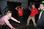 TRYK PÅ. Spil skal ikke bare være noget med at glo ind i en skærm. Spillerne skal se på hinanden og få deres sociale grænser udfordret, mener spiludvikleren Copenhagen Game Productions (nu Knapnok Games), som i løbet af ugen i San Francisco inviterede spiludviklere, journalister og spilforlag til fest i en lagerbygning. Foto: Jeriaska 