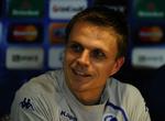 populær. Jesper Grønkjær var den mest ombejlede FCK'er under og efter dagens pressemøde på Chelseas anlæg. 