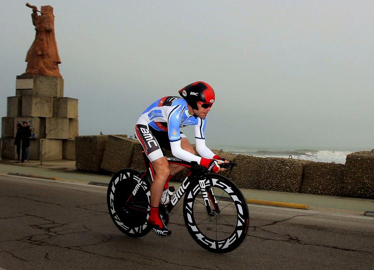 sejrherre. Cadel Evans kom hæderligt igennem dagens afsluttende temporidt i Tirreno Adriatico. 
