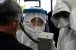 I den japanske by Koriyama undersøger eksperter indbyggerne for radioaktivitet. Byen ligger nær ved atomkraftværket Fukushima Dai-ichi. 