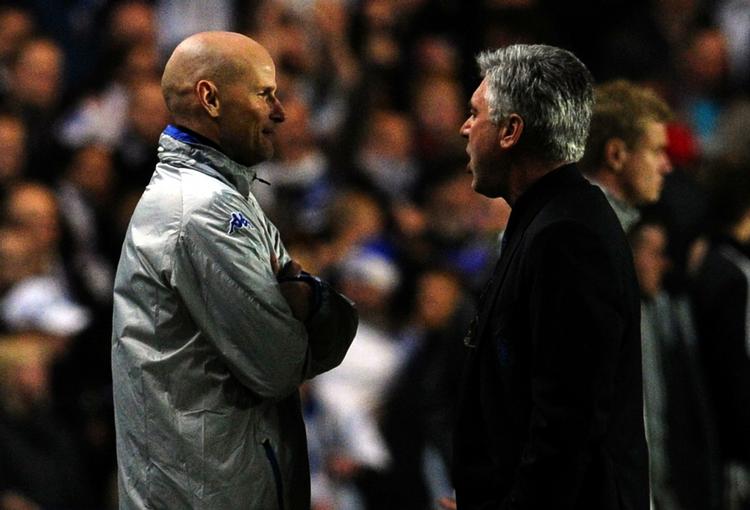 mestertræner. Ståle Solbakken snakker før kampen med Celtics .... Chelseas .... træner Carlo Ancelotti. 