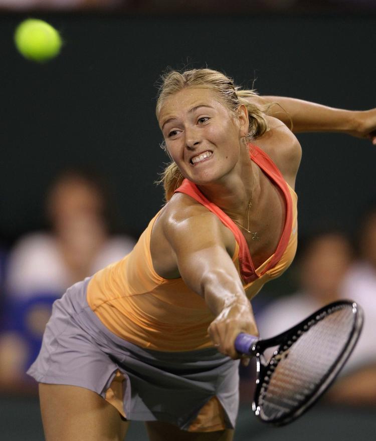 udfordring. Maria Sjarapova sendte den tidligere verdensetter Dinara Safina ud af turneringen i Indian Wells før kvartfinalen. 