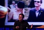 biz-ness. Twitter-stifteren Biz Stone skal styrke Huffington Post som socialt medie. 
