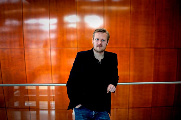 london. Den afgående operachef på Det Kongelige Teater, Kasper Holten, skal være nye operachef på Covent Garden i London. 