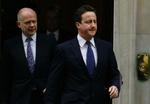 SKEPTISK. Storbritanniens premierminister David Cameron siger, at etableringen af en flyveforbudzone fortsætter som planlagt trods Gaddafis løfte om våbenhvile. 