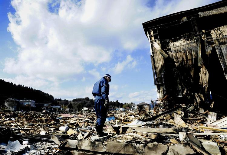 ruiner. Kesennuma er hårdt ramt af ødelæggelserne. 