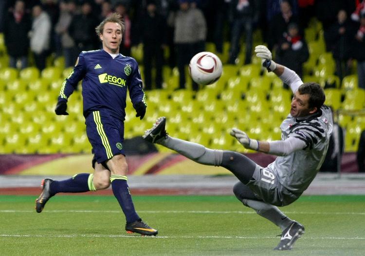 Mål. Det har været en blandet uge for Christian Eriksen. Han har scoret to gange, men Ajax røg i ugens løb ud af Europa League og tabte i eftermiddags til Den Haag. 