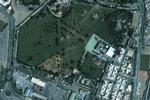 Sattelitbillede fra  GeoEye, der viser Moammar Gaddafis hovedkvarter i Tripoli. Gaddafi har erklæret en »langvarig krig« mod de internationale militærstyrker, der har ramt hans styrker med luftangreb og missiler. 