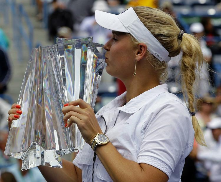 Stime. Turneringssejren i Indian Wells var Caroline Wozniackis anden i denne sæson, hvor hun har vundet 19 af 22 kampe. 